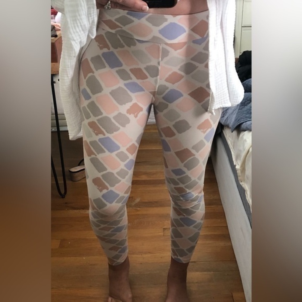 LulaRoe Tween Leggings/ adult XS